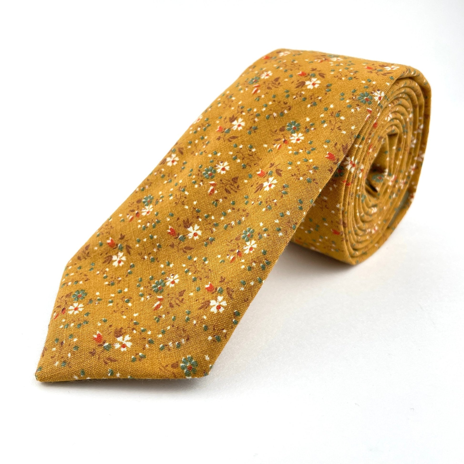 Golden neck tie with flowers made in America